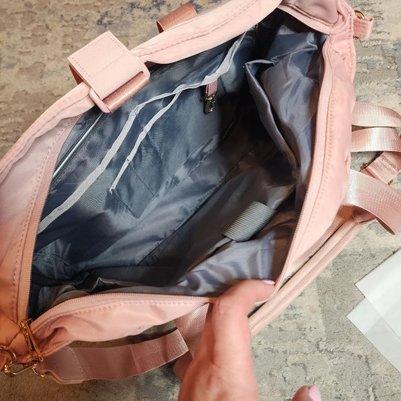 NWT Davvshock Pink Travel Weekender Carry On Tote Bag - Picture 7 of 16